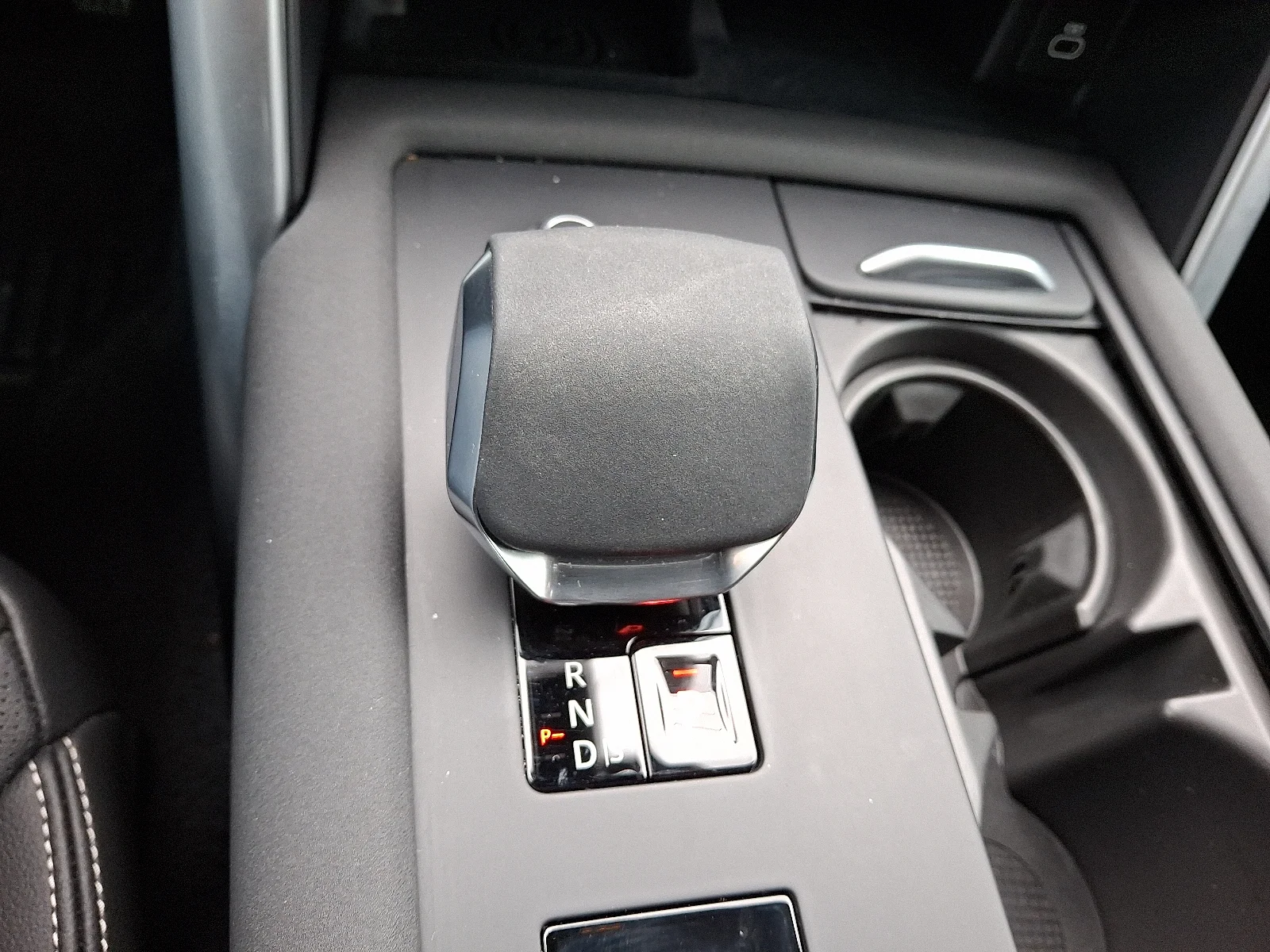 2025 Land Rover Discovery S - Photo 14