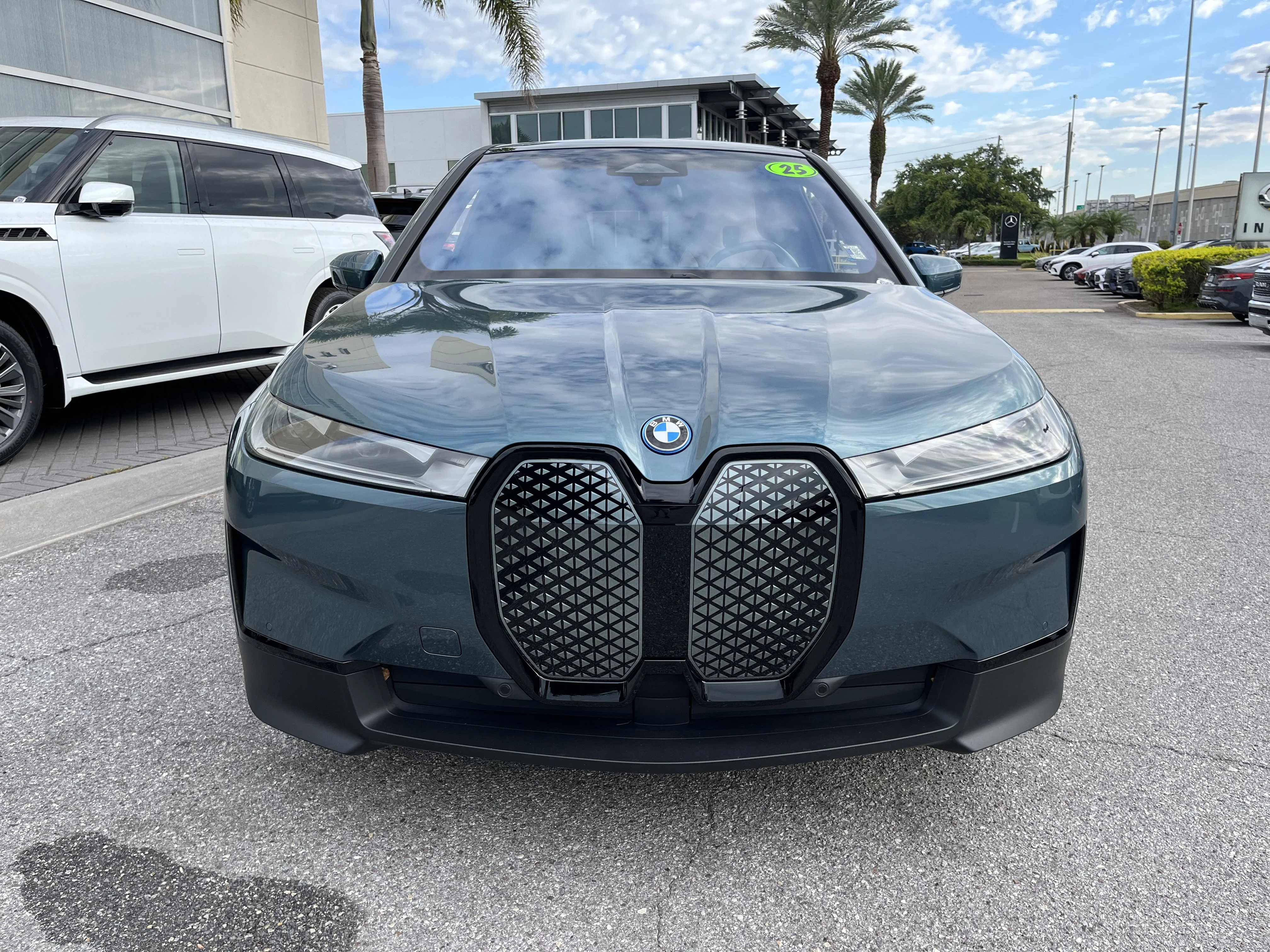 Used 2025 Blue Ridge Mountain Metallic BMW xDrive50 image 13