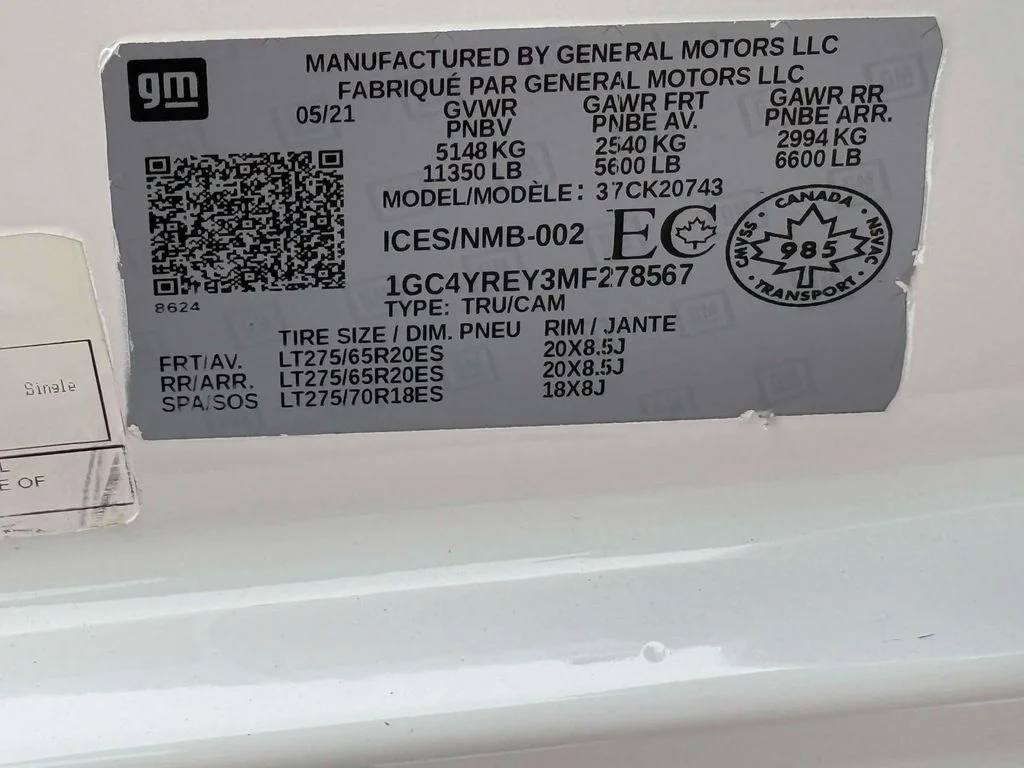 Used 2021 White Chevrolet High Country image 20