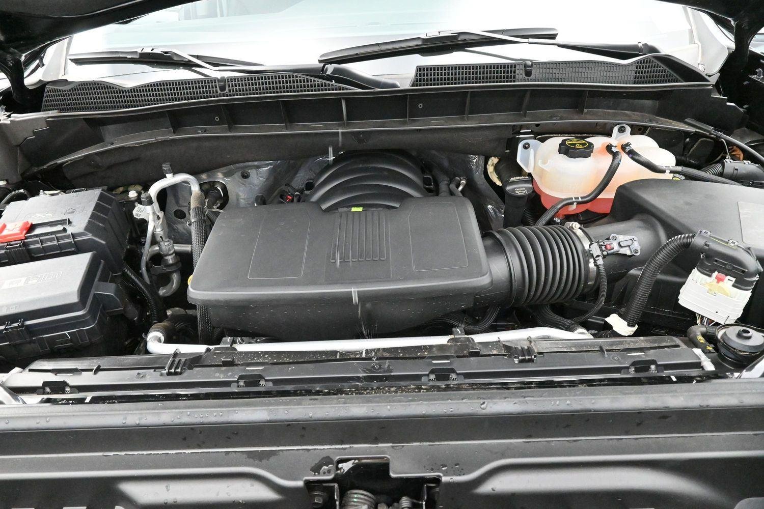 Used 2025 Onyx Black GMC Denali image 39