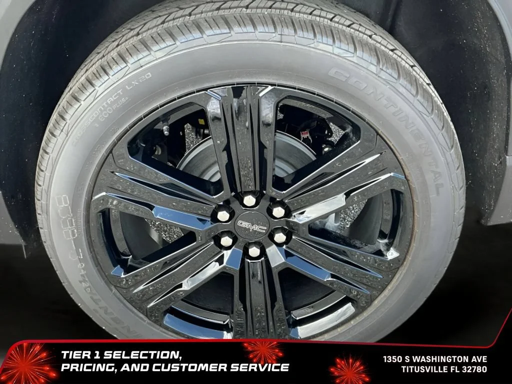 New 2026 Glacier White Tricoat GMC Elevation image 44