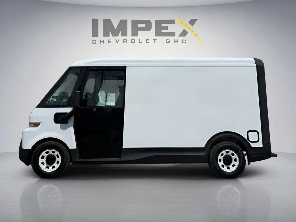 Used 2024 Oyster White BrightDrop EJY image 1