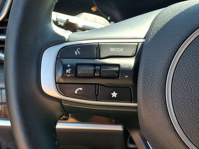 Used 2024 White Kia X-Pro Prestige image 23