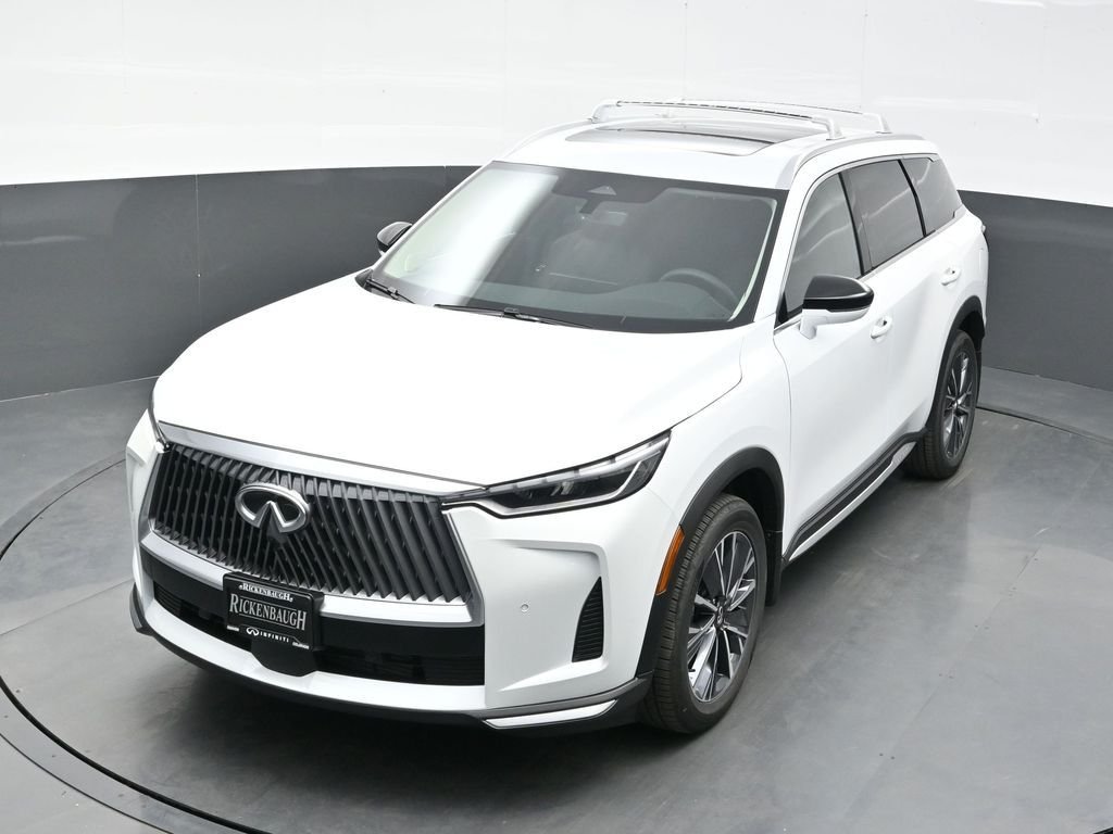 Used 2026 White INFINITI LUXE image 33