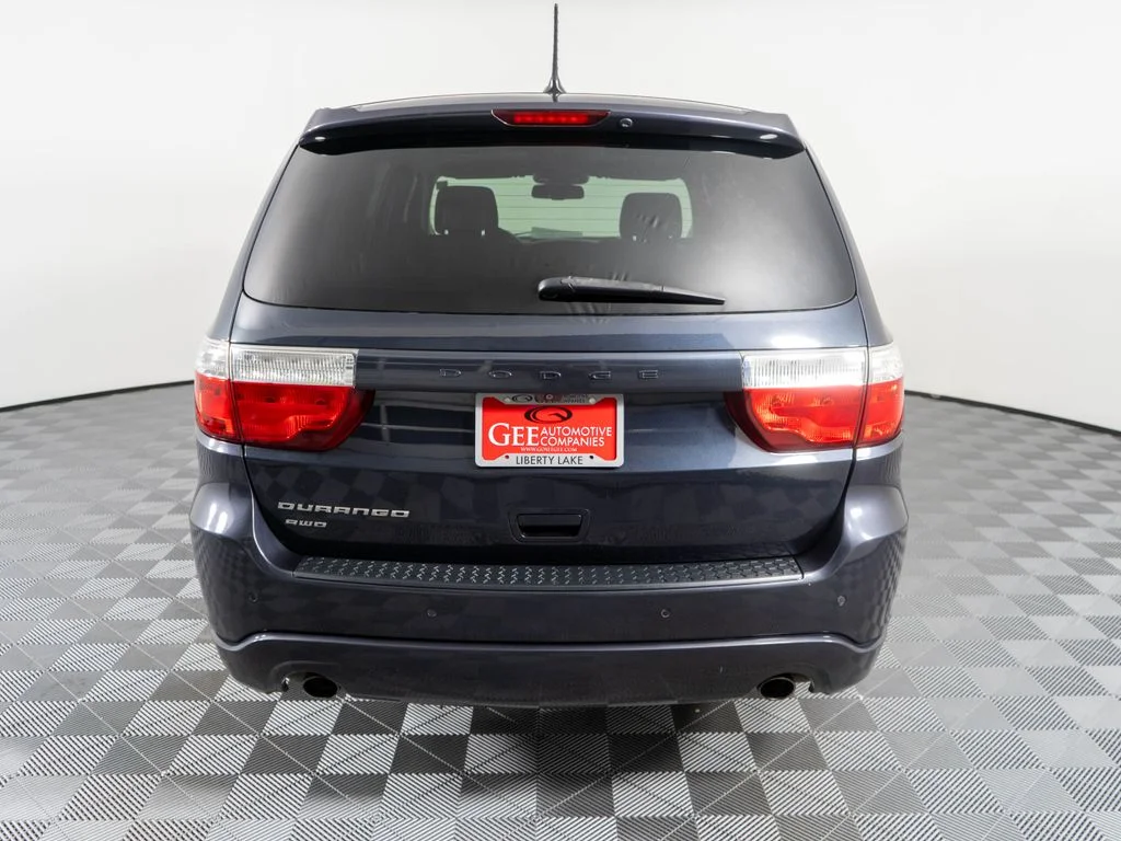 Used 2013 Gray Dodge SXT image 5