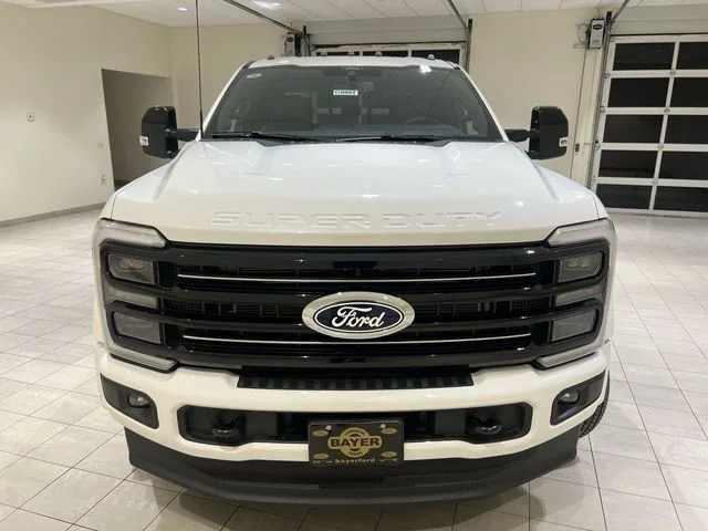 New 2027 Star White Metallic Tri-Coat Ford F-550® Platinum image 8