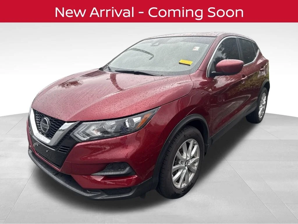 Certified Used 2021 Red Nissan S image 2