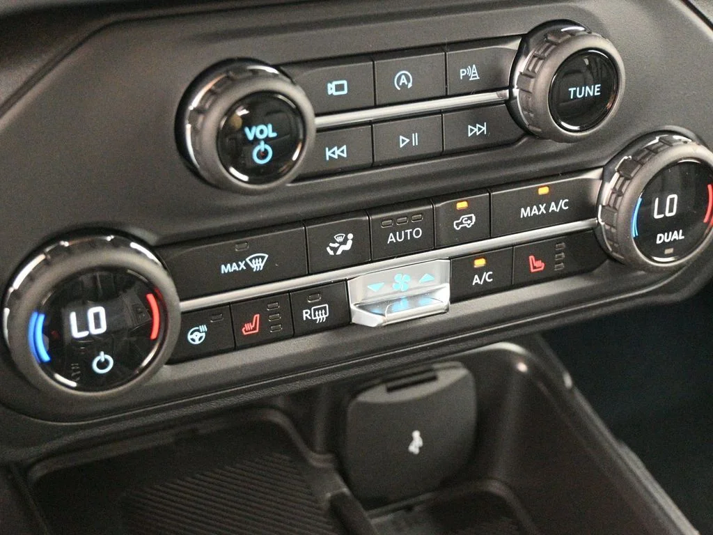 2025 Ford Bronco 4-Door Outer Banks - Photo 17