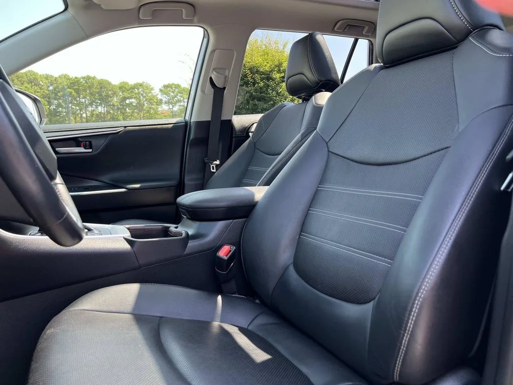 Used 2020 Silver Toyota Limited image 25