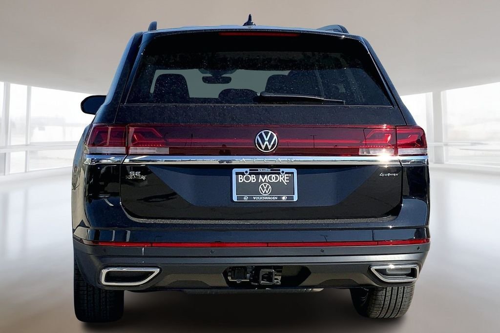 New 2026 Deep Black Pearl Volkswagen 2.0T SE w/Technology image 4