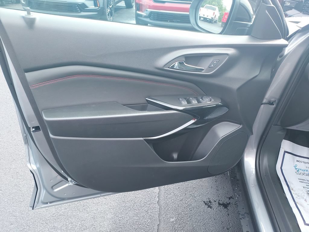 New 2026 Sterling Gray Metallic Chevrolet 2RS image 12