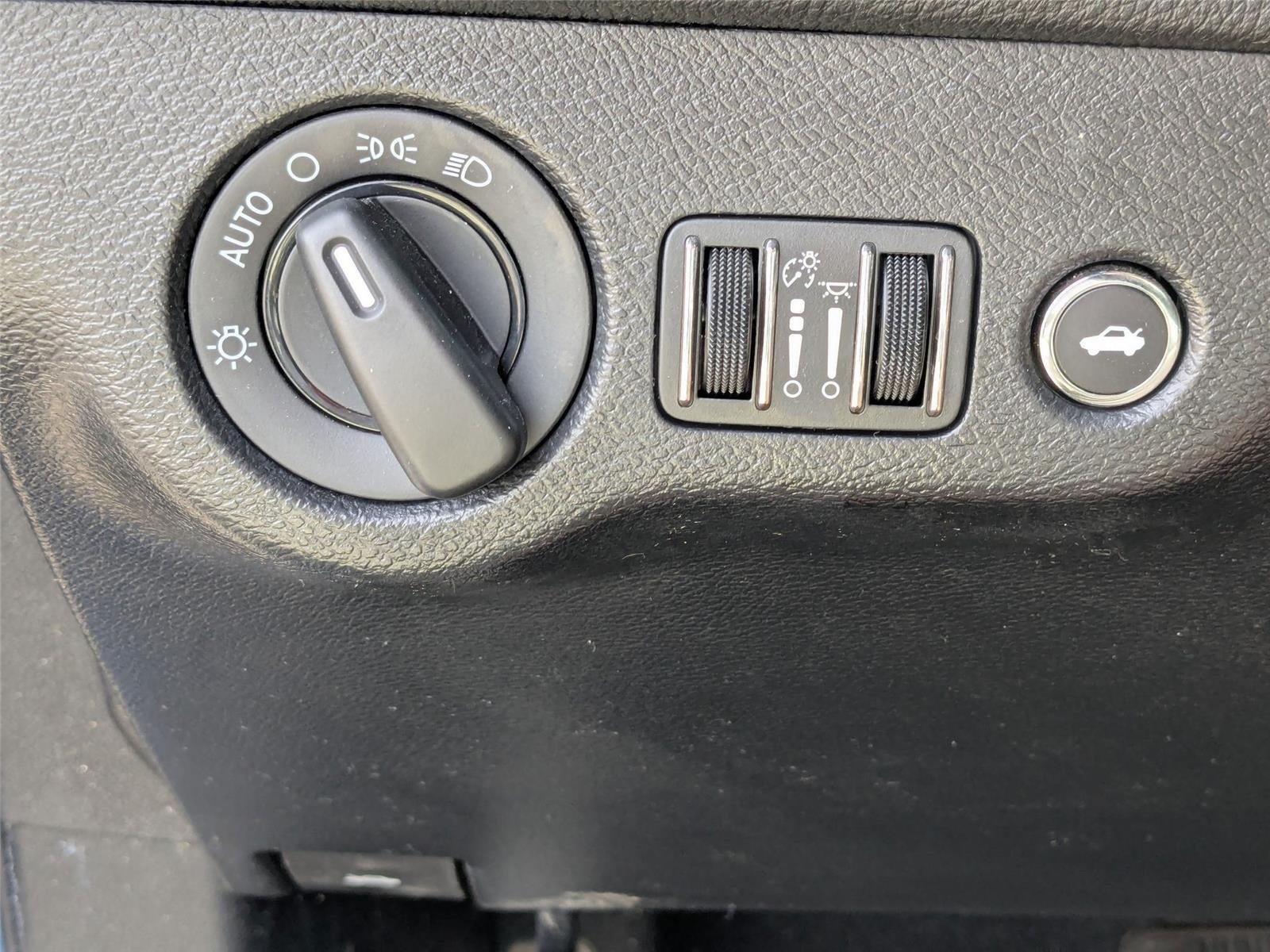Used 2022 Frostbite Dodge SXT image 16