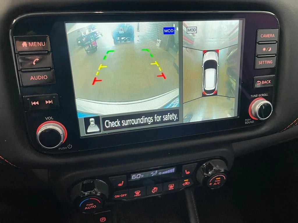 Used 2024 White Nissan SR image 8