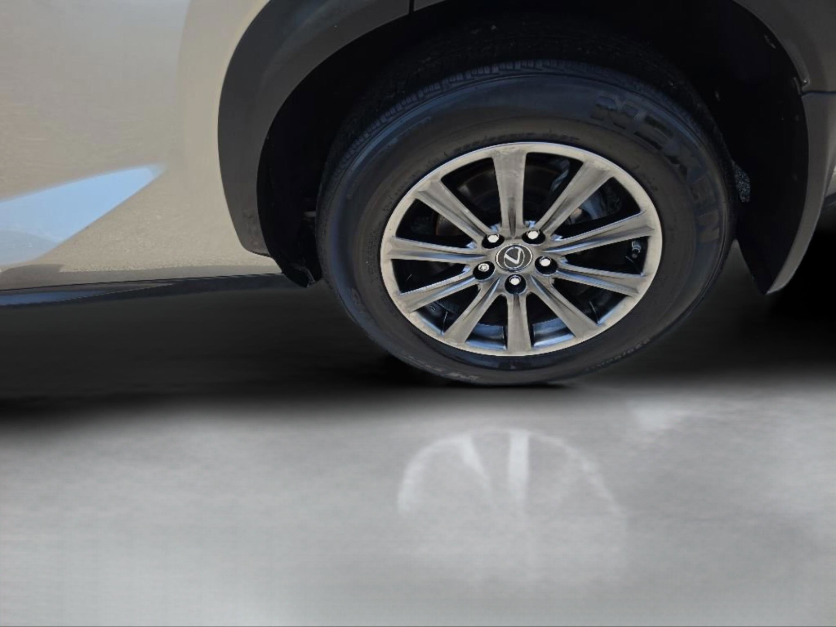 Used 2019 Silver Lexus 300 Base image 33