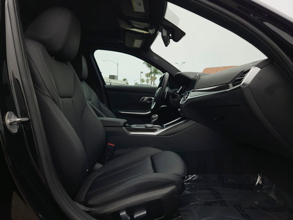 Used 2021 Jet Black BMW 330i image 22
