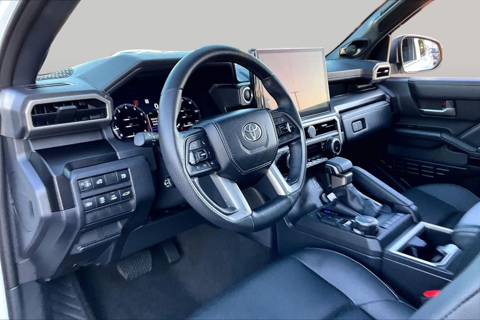 Used 2026 Wind Chill Pearl Toyota Limited image 18