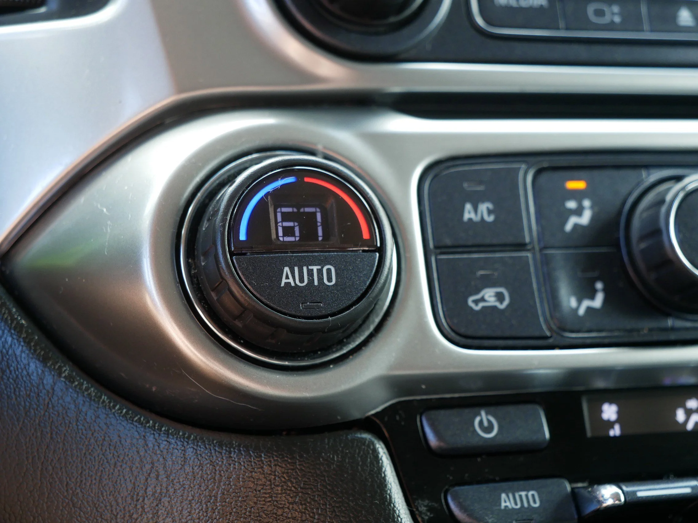 Used 2018 Satin Steel Metallic Chevrolet LS image 31