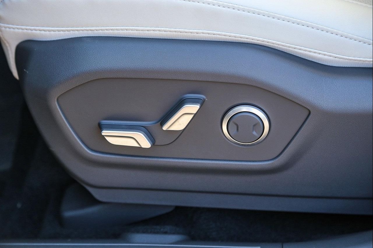 New 2026 Silver Hyundai SEL image 22