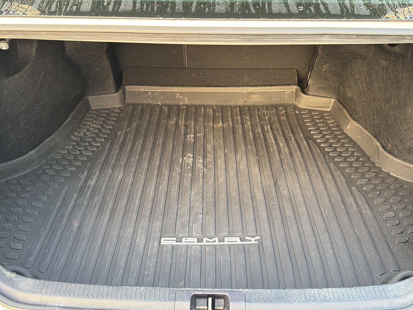 Certified Used 2023 Ice Cap Toyota SE image 32
