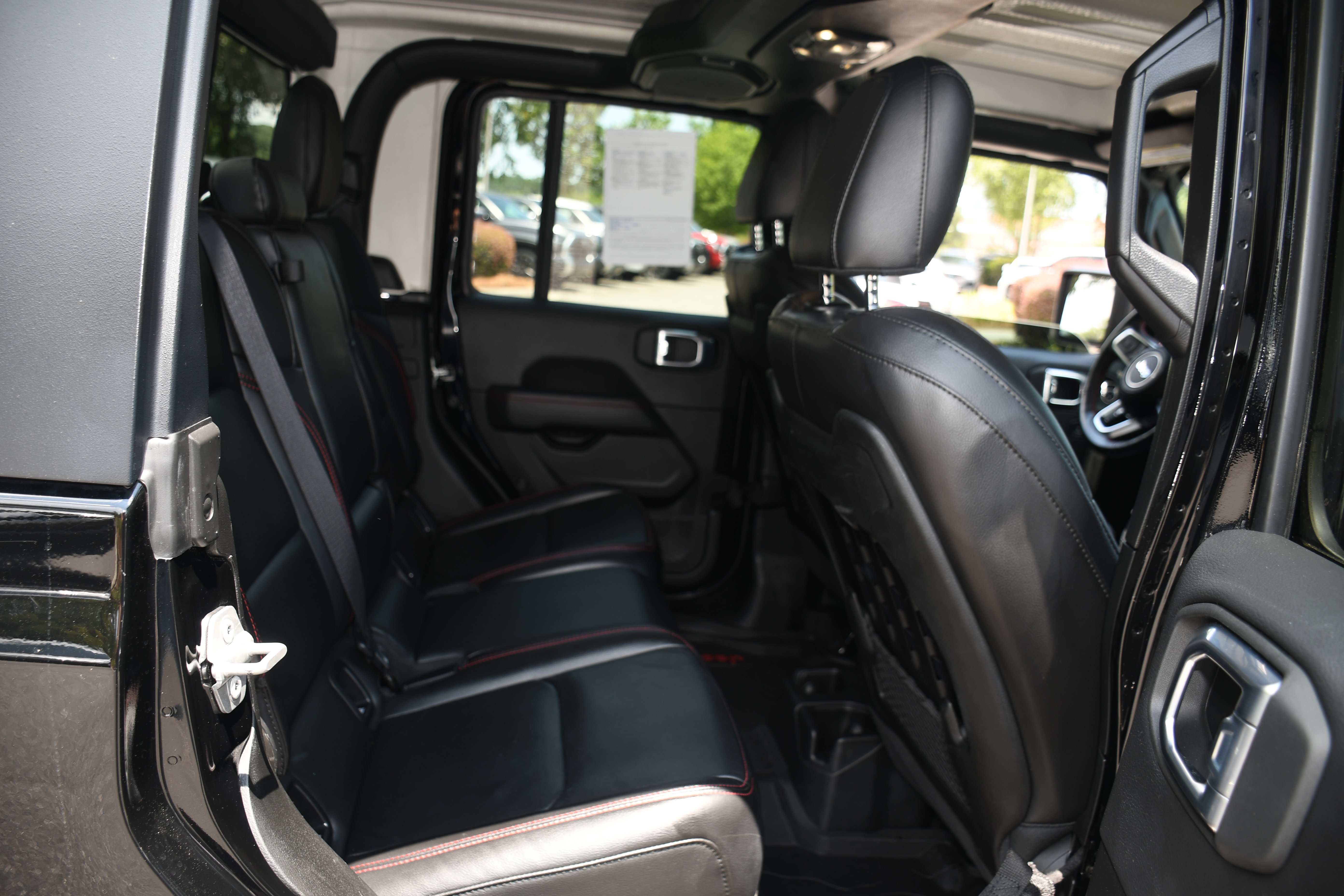 Used 2022 Black Jeep Rubicon image 18