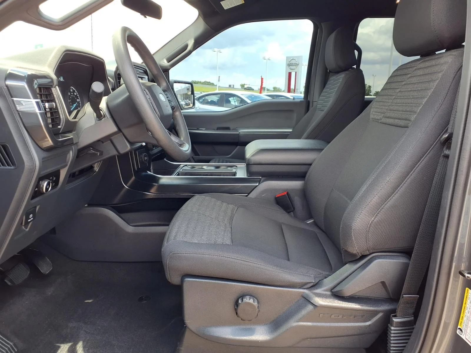 Used 2023 Gray Ford XL image 10