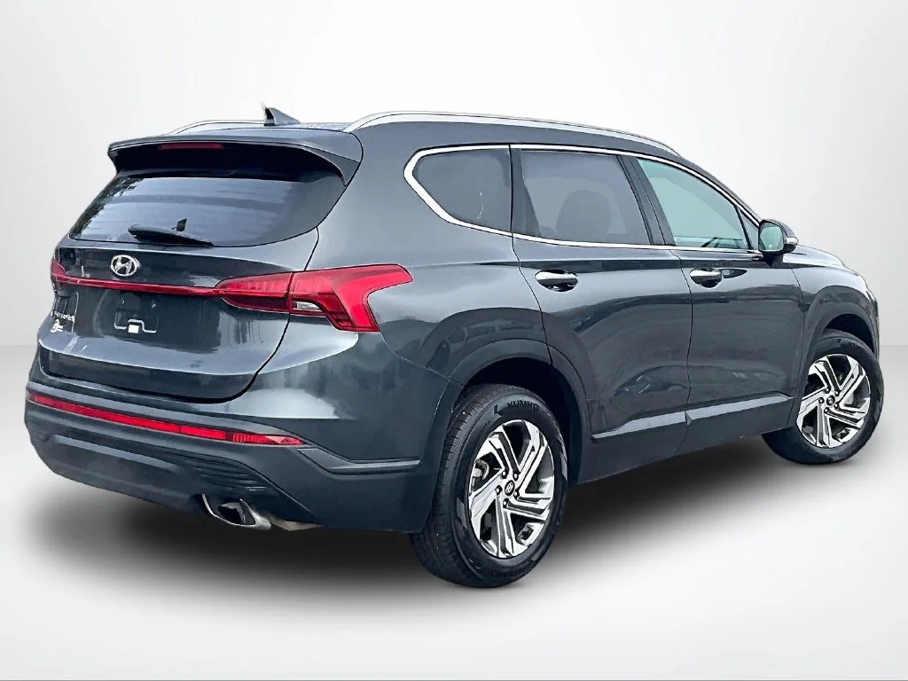 Used 2023 Gray Hyundai SEL image 3