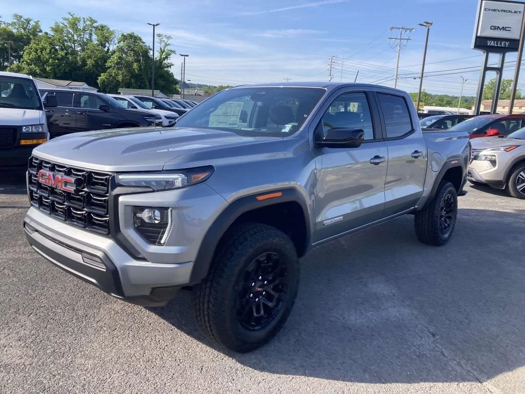 New 2026 Sterling Metallic GMC Elevation image 8