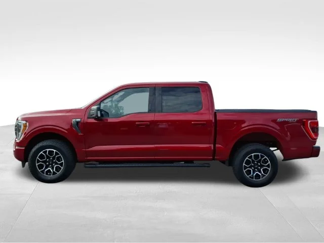 Used 2021 Red Ford XLT image 7