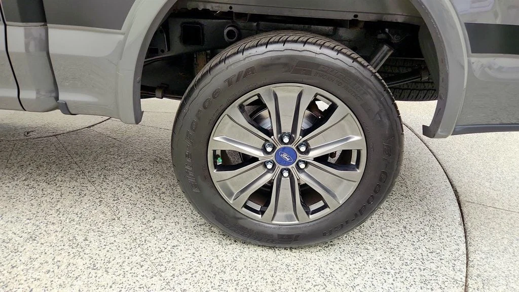 Used 2018 Lead Foot Ford XLT 4WD SuperCrew 5.5