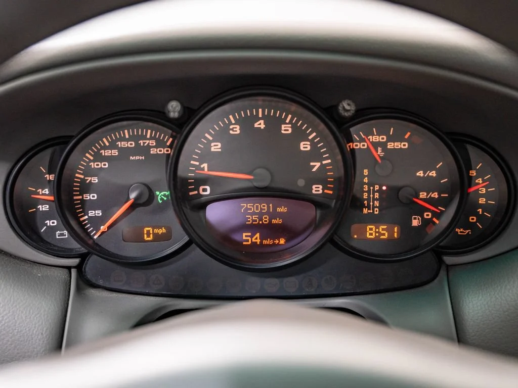 Used 2002 Seal Grey Metallic Porsche Carrera image 29