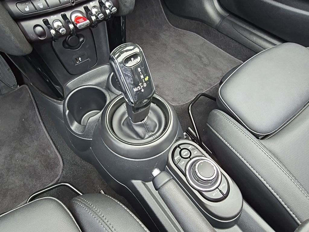 2024 MINI Convertible S - Photo 17