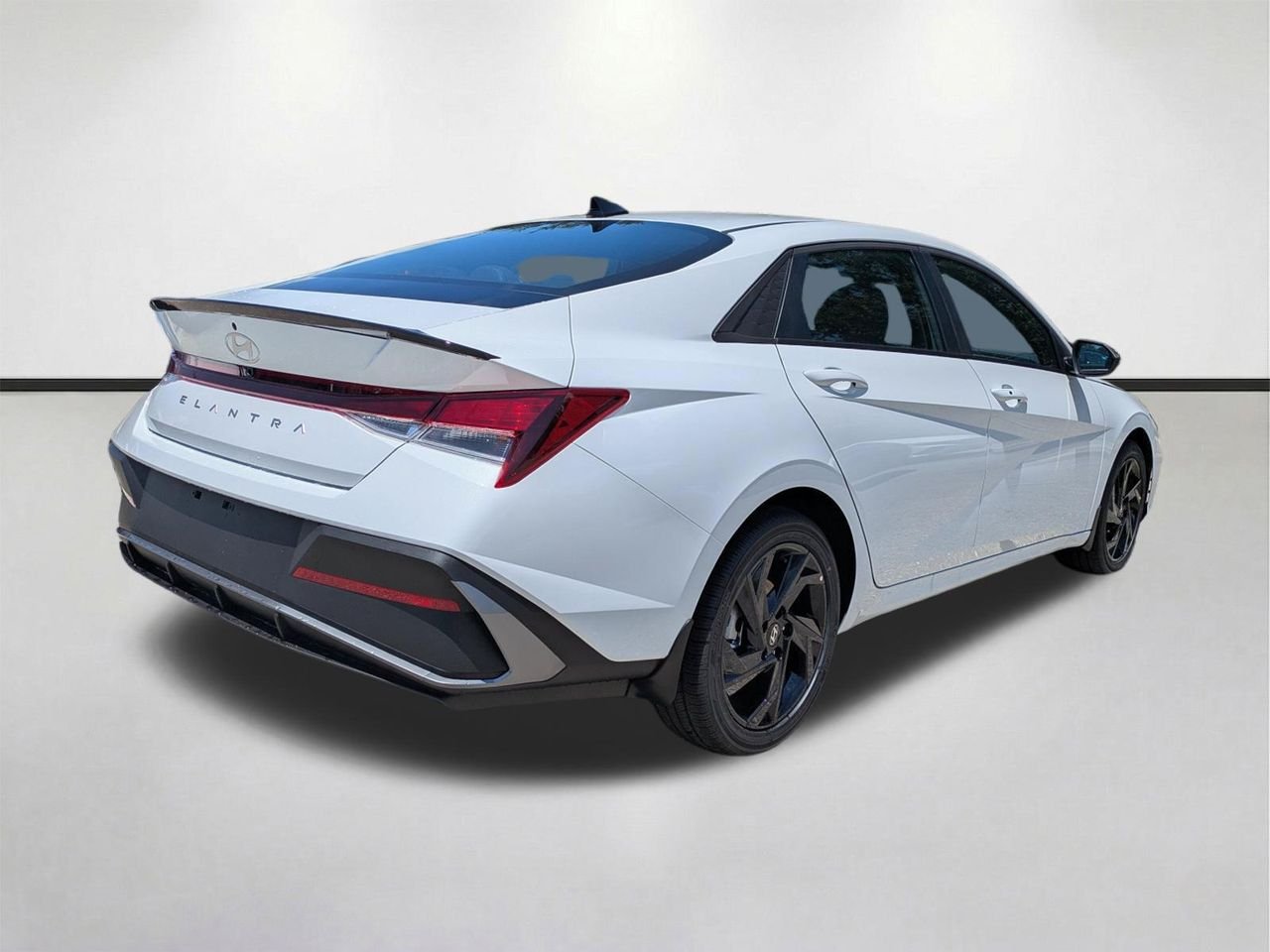 New 2026 Serenity White Hyundai SEL Sport Plus image 5