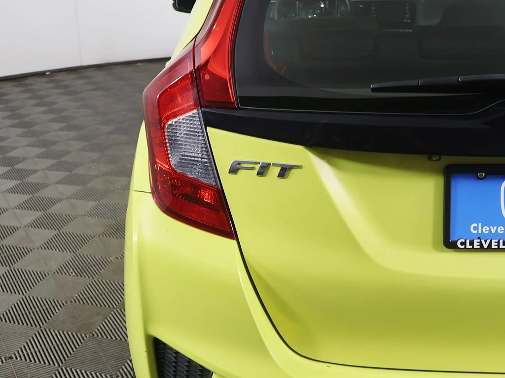 Used 2016 Mystic Yellow Pearl Honda LX image 12