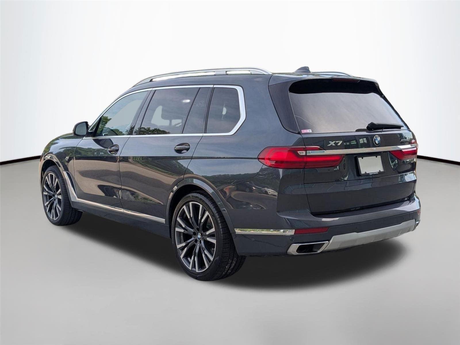 Used 2022 Arctic Grey Metallic BMW xDrive40i image 7
