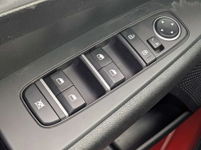 2023 Kia Forte LXS - Photo 19