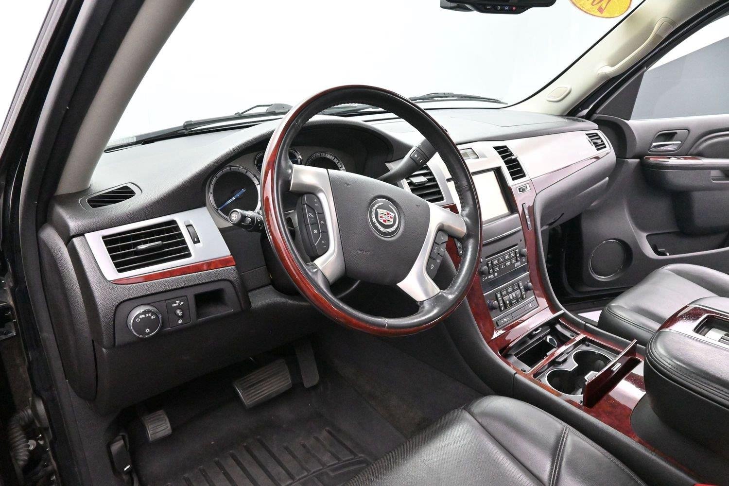 Used 2013 Black Raven Cadillac Premium image 18