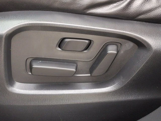 Used 2019 Deep Crystal Blue Mica Mazda Touring image 22