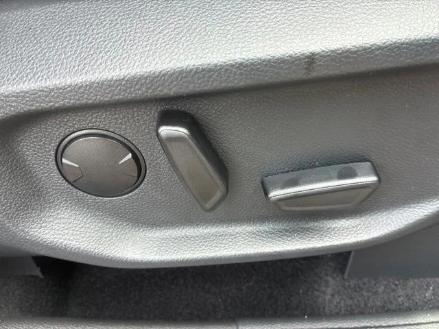 New 2026 Gray Ford XLT image 28