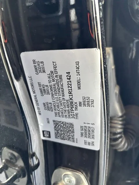 Used 2024 Black GMC Elevation image 14