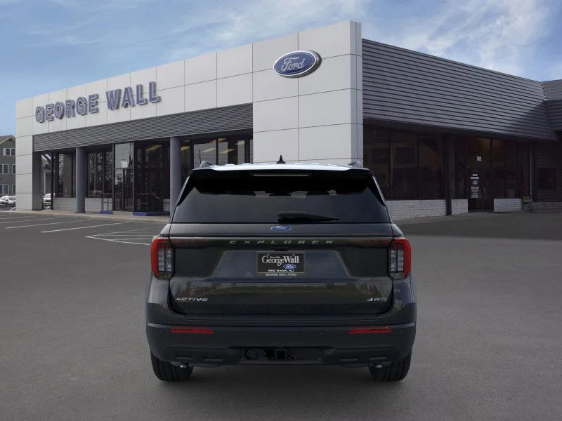 New 2026 Agate Black Metallic Ford Active image 28