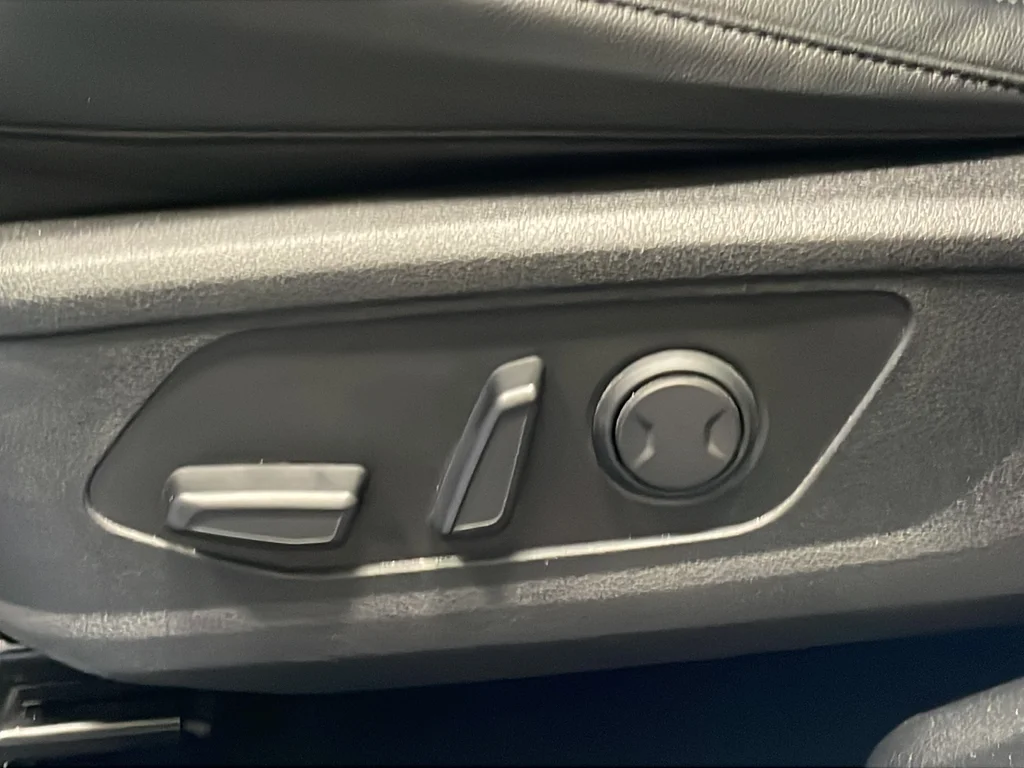 Certified Used 2023 White Kia X-Line image 18