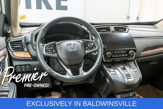 Used 2021 White Honda Touring image 13