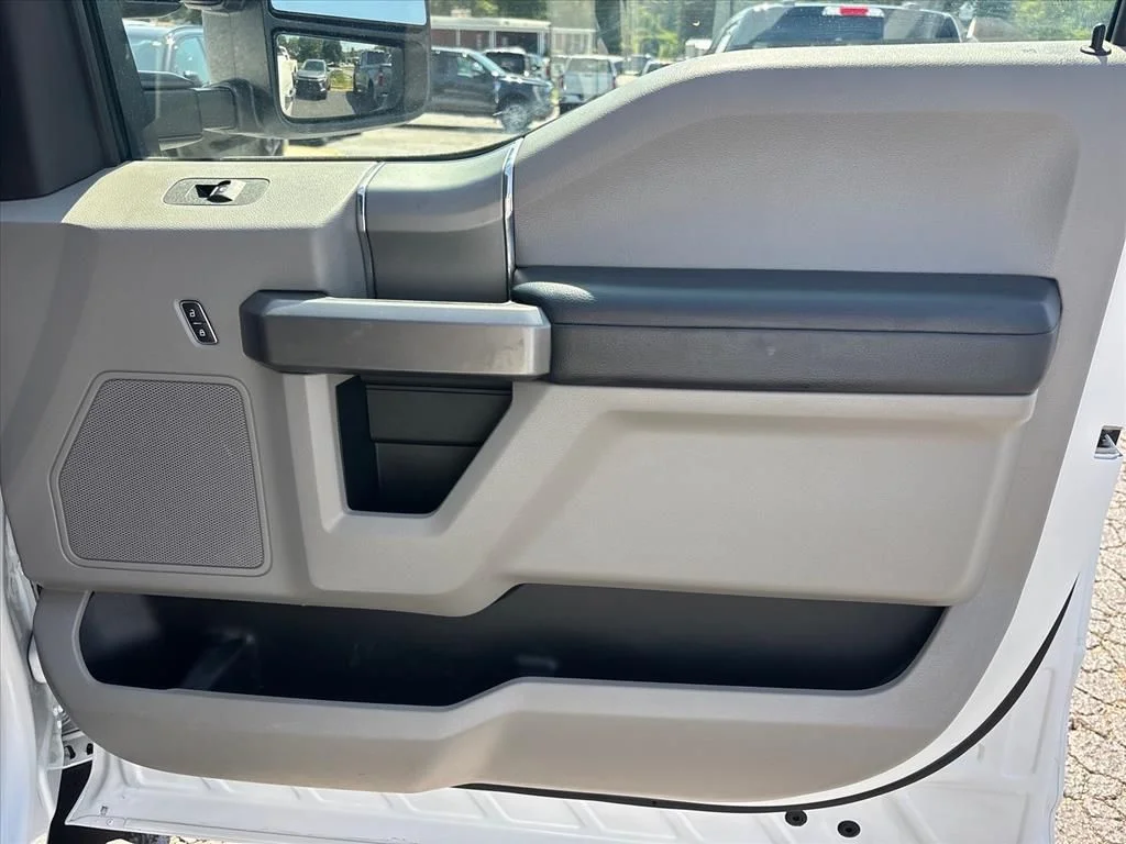 Used 2021 Oxford White Ford XLT image 15
