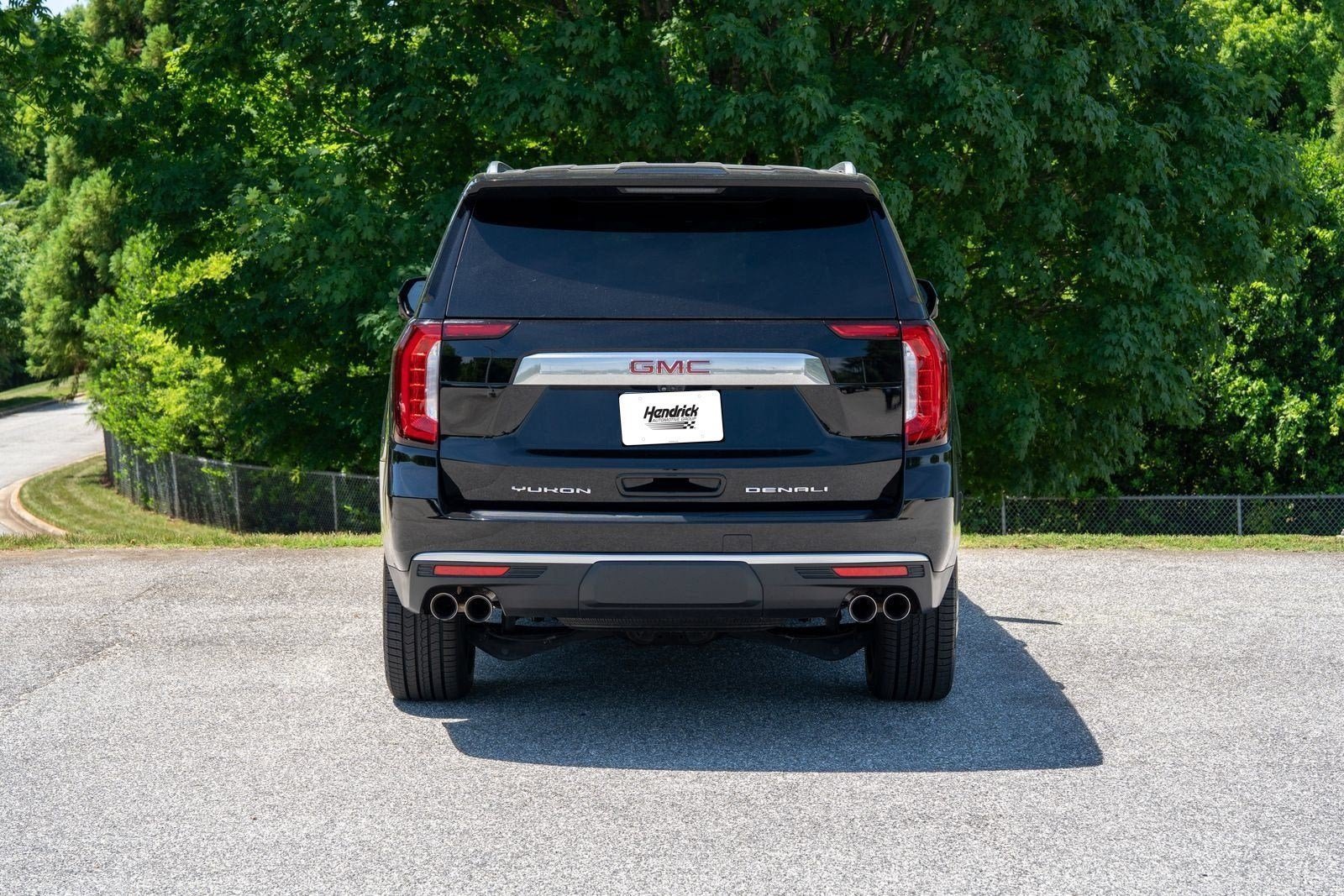 Used 2024 Onyx Black GMC Denali image 7
