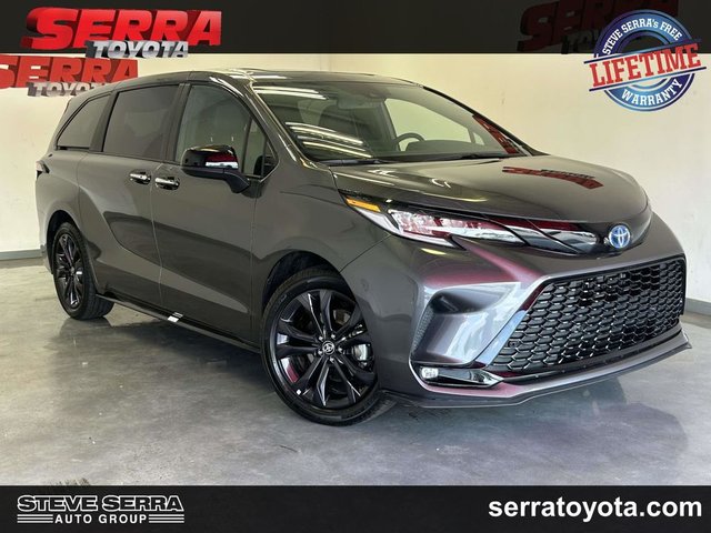 2025 Toyota Sienna XSE