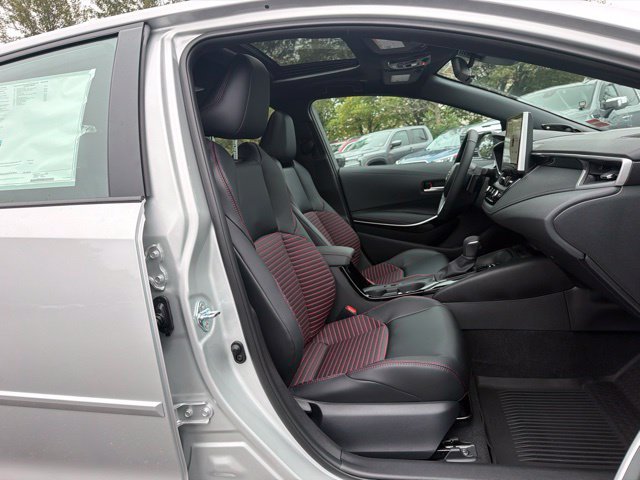 New 2026 Classic Silver Metallic with Midnight Black Metallic roof <sup>1</sup> Toyota  XSE image 28