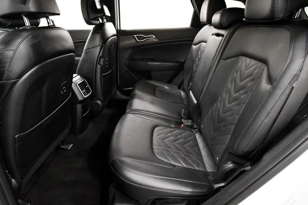 Certified Used 2025 White Kia X-Line image 15