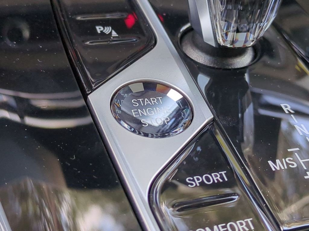New 2026 Blue BMW ALPINA XB7 image 28