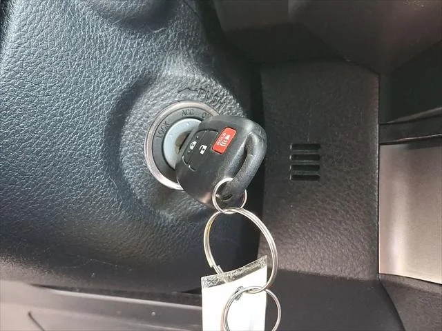 Certified Used 2021 MAGNETIC GRAY MET. Toyota  image 24