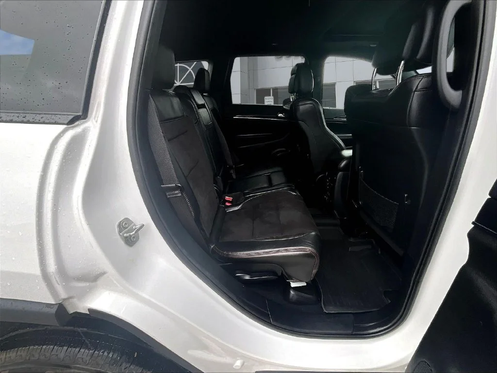 Used 2020 White Jeep Trailhawk image 29